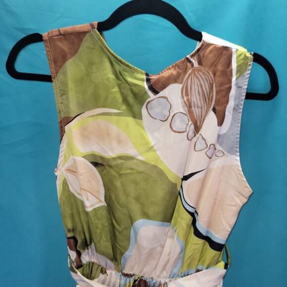 Pleated Floral Print Sleeveless Dress With Belt For Women One Size By Lamiar - Picture 8 of 11